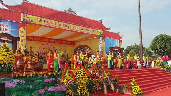 Nghìn người dự lễ Khai mạc Hội xuân Yên Tử Nghìn người dự lễ Khai mạc Hội xuân Yên Tử