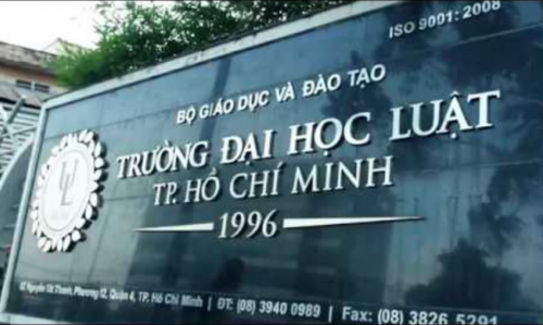 Đại học Luật 'giảm án' cho nữ sinh mang sách photo vào trường Đại học Luật 'giảm án' cho nữ sinh mang sách photo vào trường