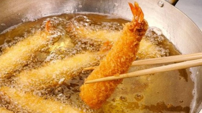 Lời khuyên dành cho bệnh nhân sau khi mổ ruột thừa Thức ăn nhiều dầu mỡ.