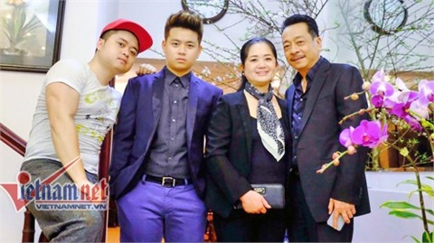 NSND Hoàng Dũng kể về các mối tình và người vợ bí ẩn NSND Hoàng Dũng kể về các mối tình và người vợ bí ẩn