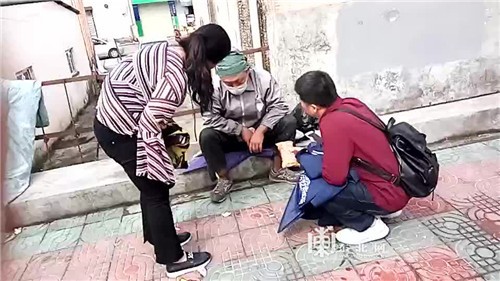 Sao nhí hàng đầu TQ: Hào quang ngắn ngủi khi tù tội và sa cơ Cảnh vất vưởng của Lý Truyền.