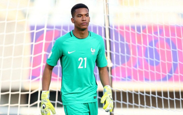 Giá trị 'khủng' của dàn sao U20 Pháp Thủ thành Alban Lafont đắt giá nhất đội U20 Pháp