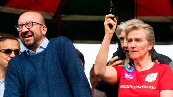 Công chúa nổ súng hiệu lệnh, Thủ tướng Bỉ mất thính lực Thủ tướng Bỉ Charles Michel phản ứng lúc Công chúa Astrid nổ súng hiệu lệnh: Ảnh: AFP