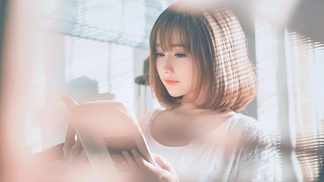 Cô gái từng gây bão khắp mạng xã hội vì quá xinh giờ ra sao? Hà Vi hiện tại trông xinh đẹp và duyên dáng hơn rất nhiều