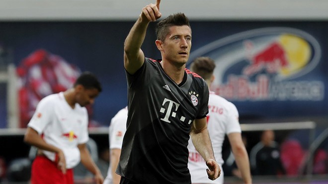 MU bất ngờ nhảy vào cuộc đua chữ ký Robert Lewandowski Lewandowski đang cảm thấy cô đơn ở Bayern Munich