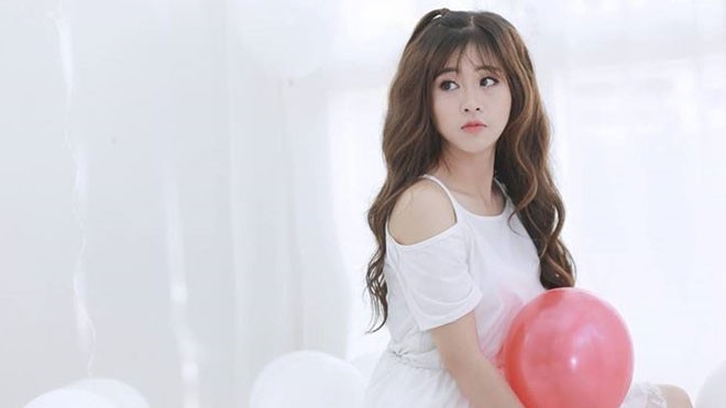 Cô giáo thực tập xinh như hot girl được học sinh yêu mến Cô giáo thực tập xinh như hot girl được học sinh yêu mến