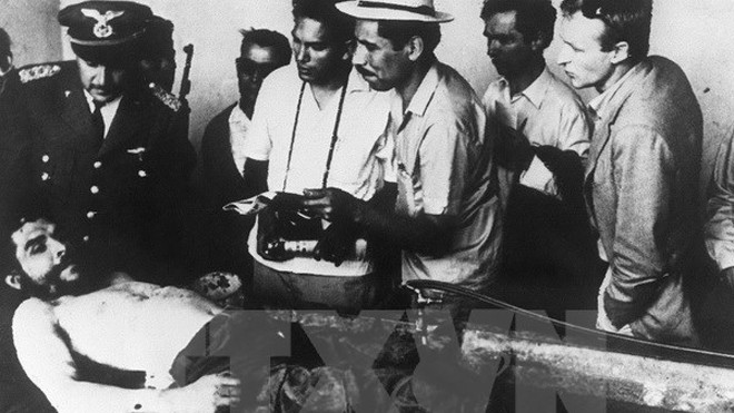 Cuba long trọng kỷ niệm 50 năm ngày 'Che' Guevara hy sinh Cuba long trọng kỷ niệm 50 năm ngày 'Che' Guevara hy sinh