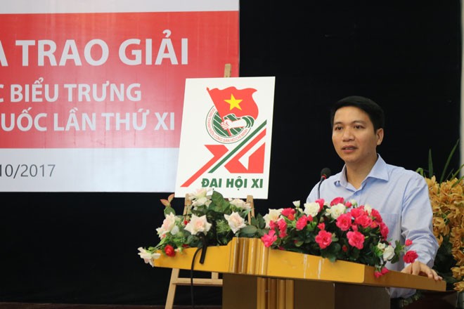 Biểu trưng Đại hội Đoàn toàn quốc lần thứ XI nhiều nét mới Bí thư T.Ư Đoàn Nguyễn Ngọc Lương, trưởng BTC kiêm trưởng Ban giám khảo cuộc thi phát biểu tại lễ trao giải. Ảnh: Đông Hà