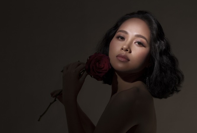 Hoàng Quyên: Nghệ sĩ là một cái tôi không thể bị pha trộn hay hoà tan Hoàng Quyên: Nghệ sĩ là một cái tôi không thể bị pha trộn hay hoà tan