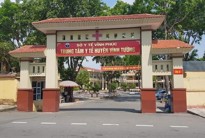 Đau bụng đi khám, người đàn ông bất ngờ tử vong ở trung tâm y tế Người bệnh Lương Hữu Toàn tử vong sau thăm khám vì đau bungj tại trung tâm y tế huyện Vĩnh Tường.