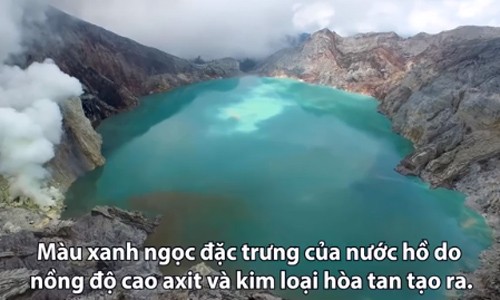 Hồ axit lớn nhất thế giới quanh năm chìm trong khói trắng Hồ axit lớn nhất thế giới quanh năm chìm trong khói trắng