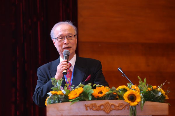 Tập đoàn TH cung cấp các giải pháp lành mạnh cho cộng đồng Giáo sư Nakamura Teiji -Chủ tịch Hiệp hội Dinh dưỡng Nhật Bản giới thiệu kinh nghiệm quý của Nhật Bản khi ban hành Luật Dinh dưỡng học đường giúp nâng cao tầm vóc thanh niên Nhật