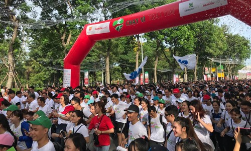 HD SAISON chung tay hỗ trợ trẻ em bị bệnh tim bẩm sinh “Chạy vì trái tim 2018”, gây quỹ phẫu thuật tim cho các bệnh nhi nghèo bị tim bẩm sinh