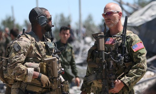 Nhìn lại 4 năm Mỹ can dự quân sự tại Syria Lực lượng Mỹ tại tổng hành dinh của Các đơn vị bảo vệ Nhân dân người Kurd (YPG) sau khi bị Thổ Nhĩ Kỳ không kích vào 25/4/2017.