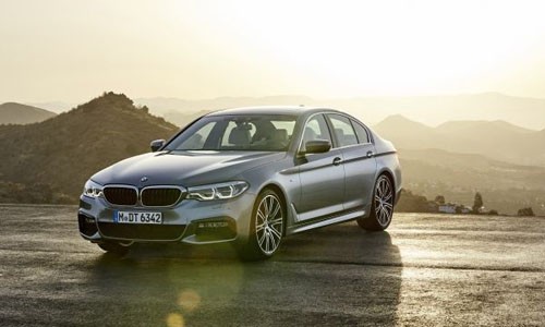 BMW 5 Series hoàn toàn mới sắp ra mắt tại Việt Nam BMW 5 Series là mẫu xe dành cho doanh nhân yêu thể thao được ưa chuộng trên thế giới.