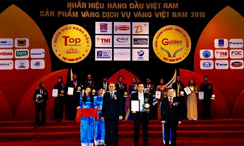 HD SAISON nhận giải thưởng “Nhãn hiệu hàng đầu Việt Nam” HD SAISON nhận giải thưởng “Nhãn hiệu hàng đầu Việt Nam”