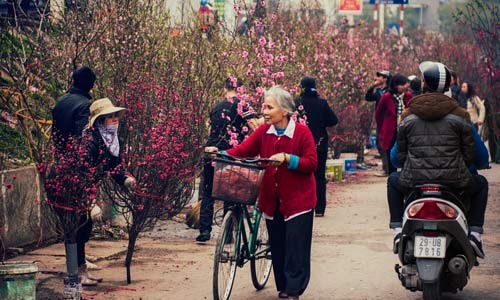 Sự khác biệt giữa tết xưa và tết thời 4.0! Chợ Tết lưu giữ những nét văn hóa đẹp của người Việt