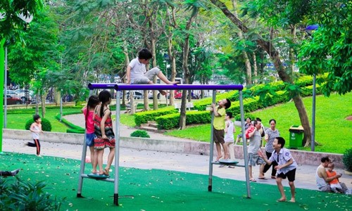 Khi công viên xanh trở thành nơi gắn kết gia đình Những khoảng xanh công viên có ý nghĩa trong việc gắn kết gia đình (Ảnh Internet)
