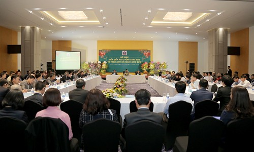 Tập đoàn DIC lãi trước thuế 436 tỷ đồng trong năm 2018 Ngày 25/1 vừa qua, tại khách sạn DIC Star Vĩnh Phúc (TP.Vĩnh Yên, tỉnh Vĩnh Phúc), tập đoàn DIC đã tổ chức hội nghị kiểm điểm hoạt động SXKD 2018 và triển khai kế hoạch SXKD 2019.