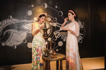 Các hoa hậu, á hậu dự triển lãm Lịch sử cà phê thế giới tại Bảo tàng thế giới cà phê Các hoa hậu, á hậu dự triển lãm Lịch sử cà phê thế giới tại Bảo tàng thế giới cà phê