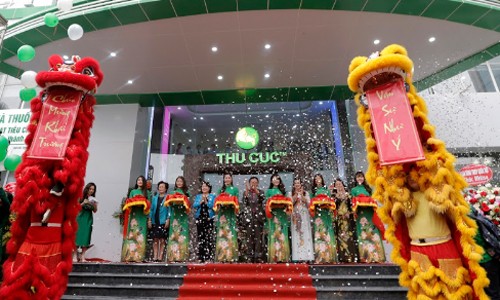 Bùng nổ khai trương - Hàng ngàn ưu đãi Phòng khám ĐKQT Thu Cúc Sự kiện khai trương diễn ra trong không khí tưng bừng, rộn ràng