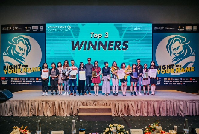 NESTLÉ truyền cảm hứng cho gần 600 tài năng trẻ xây dựng thương hiệu cà phê Việt Các đội thắng cuộc trong hạng mục PR