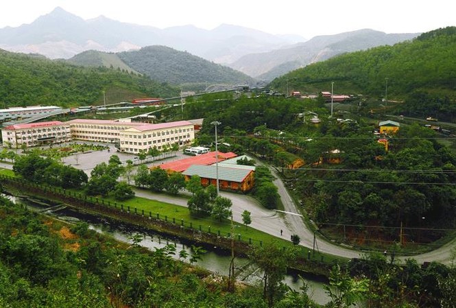 Hành trình 2 thập kỷ: Nhìn lại & bước tới… Toàn cảnh Trung tâm ĐHSX mặt bằng +125 Than Nam Mẫu (Ảnh Quốc Khương)