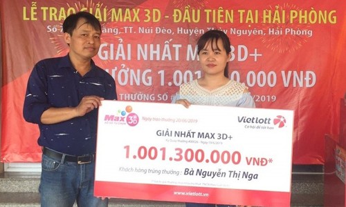 Vietlott – Max 3D: Nữ thợ may Hải Phòng trúng giải tỷ đồng Chị Nga (Thợ may – Hải Phòng) người thắng giải Max 3D trong kỳ quay #00026 lên lãnh thưởng