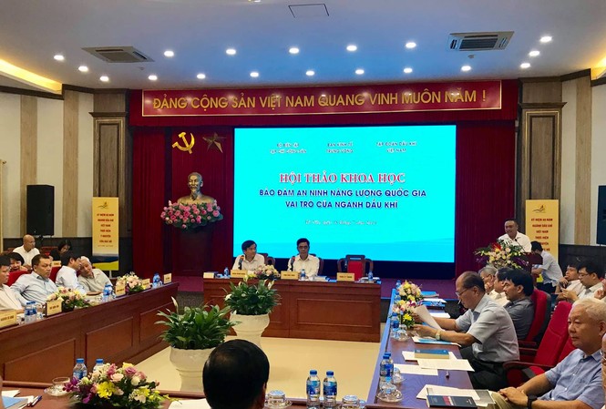 Vốn FDI vào thăm dò khai thác dầu khí sụt giảm Hội thảo khoa học “An ninh năng lượng quốc gia vai trò của ngành dầu khí”.