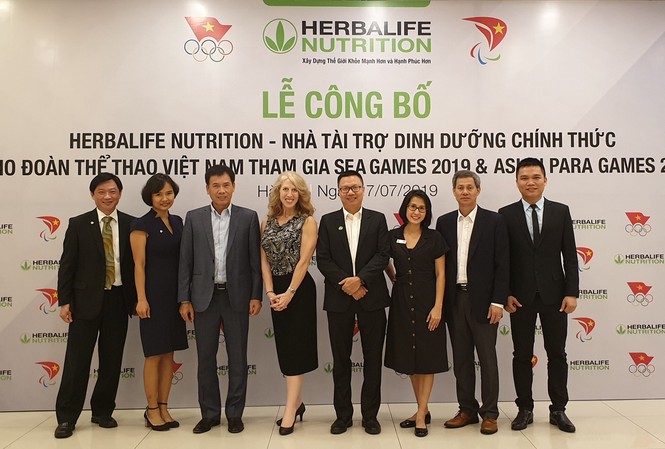 Tập đoàn dinh dưỡng Herbalife Nutrition gắn bó lâu dài cùng thể thao Việt Nam Đại diện lãnh đạo của Thể Thao VN và Herbalife Nutrition tại lễ ký kết ngày 17/07/2019