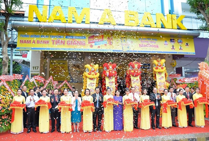 6 tháng đầu năm, Nam A Bank vượt nhiều chỉ tiêu kinh doanh 5 chi nhánh lớn và gần 20 phòng giao dịch tại các tỉnh thành trọng điểm đã được Nam A Bank chính thức đưa vào hoạt động.