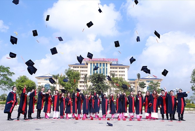 Chiến lược phát triển Trường ĐH Kinh doanh và Công nghệ Hà Nội đến năm 2030 Chiến lược phát triển Trường ĐH Kinh doanh và Công nghệ Hà Nội đến năm 2030