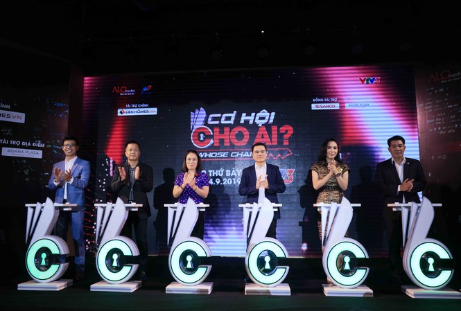 Ra mắt show truyền hình thực tế về việc làm Show truyền hình thực tế về việc làm dành cho những ứng viên tiềm năng chính thức phát sóng trên VTV3, 11h thứ Bảy hàng tuần