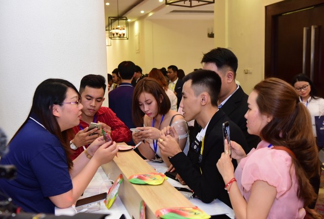 Ra mắt nền tảng Lina Review chuyên đánh giá sản phẩm Khách hàng tìm hiểu nền tảng Lina Review 4.0