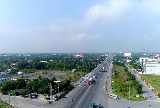 Cận Tết, nhà phố liền kề khu Tây Sài Gòn sốt giá Hạ tầng phát triển khiến các quận, huyện ở TP.HCM và các tỉnh miền Tây xích lại gần hơn