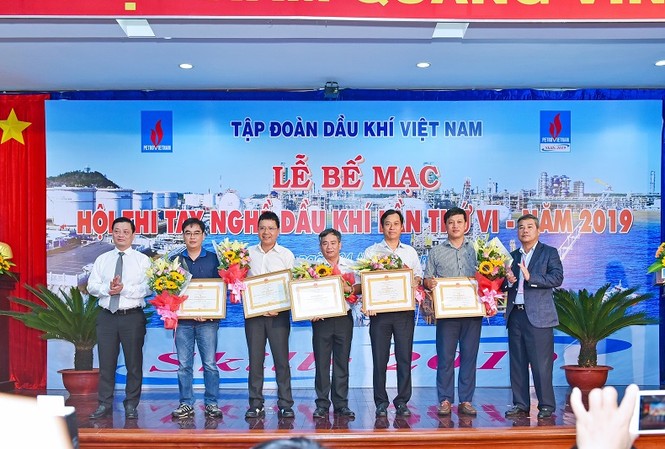 Bế mạc và trao giải Hội thi tay nghề Dầu khí lần thứ VI năm 2019 Bế mạc và trao giải Hội thi tay nghề Dầu khí lần thứ VI năm 2019