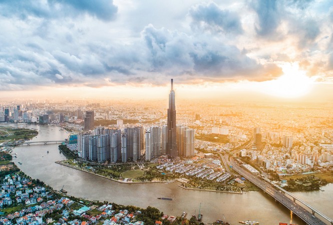 Vingroup giữ vững vị thế doanh nghiệp tư nhân lớn nhất Việt Nam Với sự phát triển không ngừng nghỉ, Vingroup đã đứng đầu bảng xếp hạng Doanh nghiệp tư nhân lớn nhất Việt Nam ba năm liên tiếp.