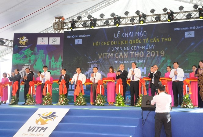 Hơn 350 doanh nghiệp tham gia Hội chợ Du lịch Quốc tế Cần Thơ 2019 Hơn 350 doanh nghiệp tham gia Hội chợ Du lịch Quốc tế Cần Thơ 2019