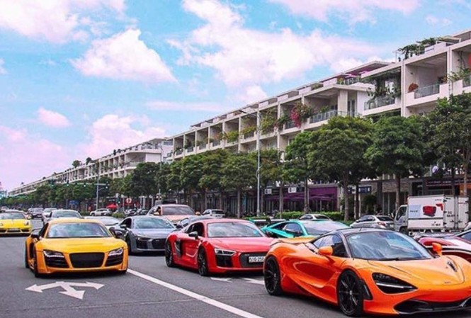 Cận cảnh dàn siêu xe Bắc, Nam hội tụ ở Bình Dương