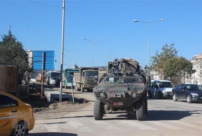 THẾ GIỚI 24H: Thổ Nhĩ Kỳ điều vũ khí hạng nặng tới biên giới Syria THẾ GIỚI 24H: Thổ Nhĩ Kỳ điều vũ khí hạng nặng tới biên giới Syria