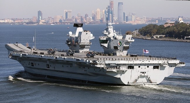 THẾ GIỚI 24H: Anh điều tàu sân bay tới Thái Bình Dương Tàu sân bay HMS Nữ hoàng Elizabeth - tàu chiến lớn nhất của Hải quân Anh - Ảnh: Reuters