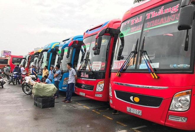 Không để lái xe sử dụng ma túy, rượu bia điều khiển phương tiện Không để lái xe có biểu hiện sử dụng ma túy, sử dụng rượu bia điều khiển phương tiện và lái xe quá giờ quy định. (Ảnh: Việt Hùng/Vietnam+)