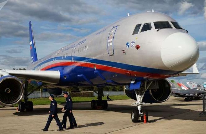 Máy bay Nga trinh sát lãnh thổ Mỹ 6 ngày liên tục Máy bay trinh sát mới nhất của Nga Tu-214ON. Ảnh: Sputnik