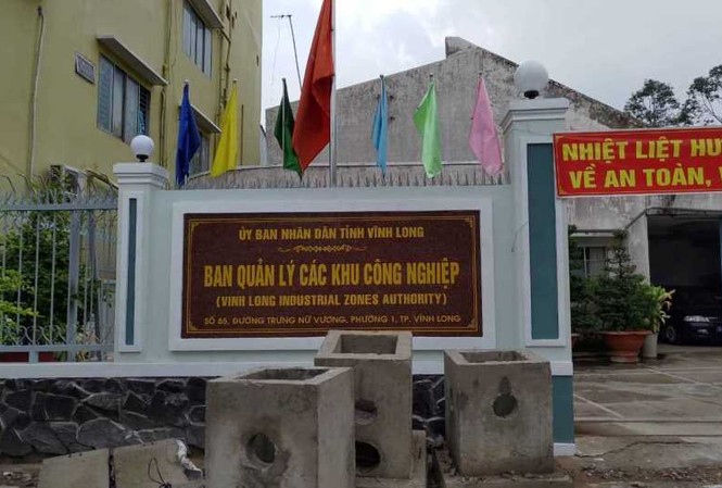 Kiến nghị kỷ luật Trưởng ban Quản lý các khu công nghiệp Vĩnh Long Ban QLCKCN Vĩnh Long.