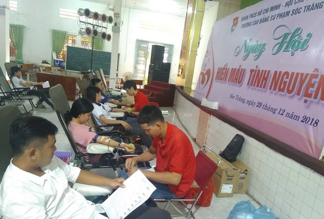 Hiến máu thông qua mạng xã hội Hiến máu thông qua mạng xã hội