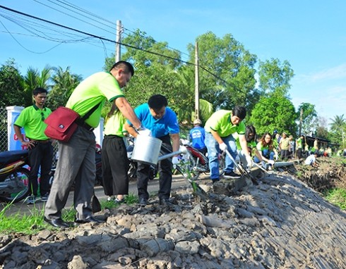 Trồng cây xanh vì hệ sinh thái bền vững Thành Đoàn Cần Thơ tổ chức phát động chương trình “Hành động vì hệ sinh thái bền vững”