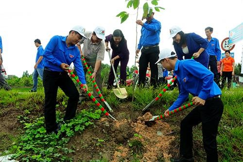 Tuổi trẻ Kiên Giang tình nguyện vì cộng đồng Tuổi trẻ Kiên Giang tình nguyện vì cộng đồng