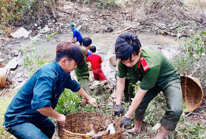 Sáng tạo để thu hút thanh niên tham gia tình nguyện Sáng tạo để thu hút thanh niên tham gia tình nguyện