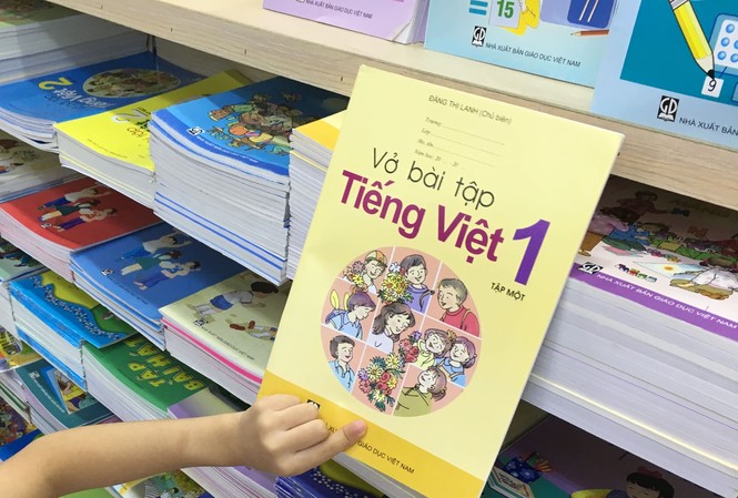 Người từ chức Vụ trưởng vụ Giáo dục nói về cách thẩm định SGK của GS Hồ Ngọc Đại Số phận sách giáo khoa của GS Hồ Ngọc Đại sẽ ra sao? Ảnh: Ngọc Châu