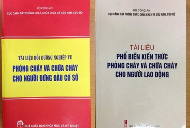 Giả danh công an bán tài liệu, phương tiện phòng cháy chữa cháy Giả danh công an bán tài liệu, phương tiện phòng cháy chữa cháy